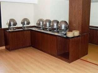 Star International Hotell New Delhi Exteriör bild